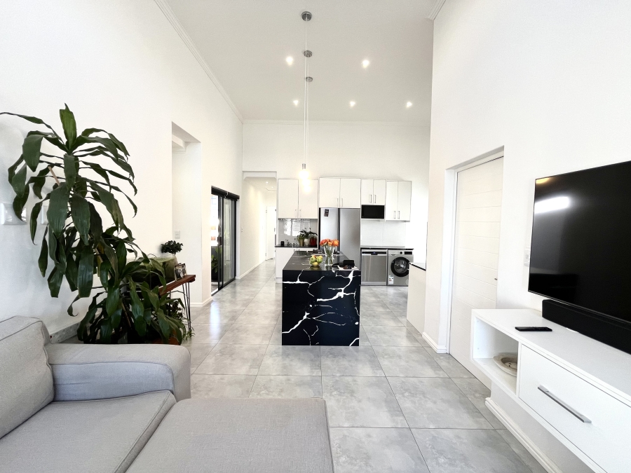 3 Bedroom Property for Sale in Sandown Western Cape
